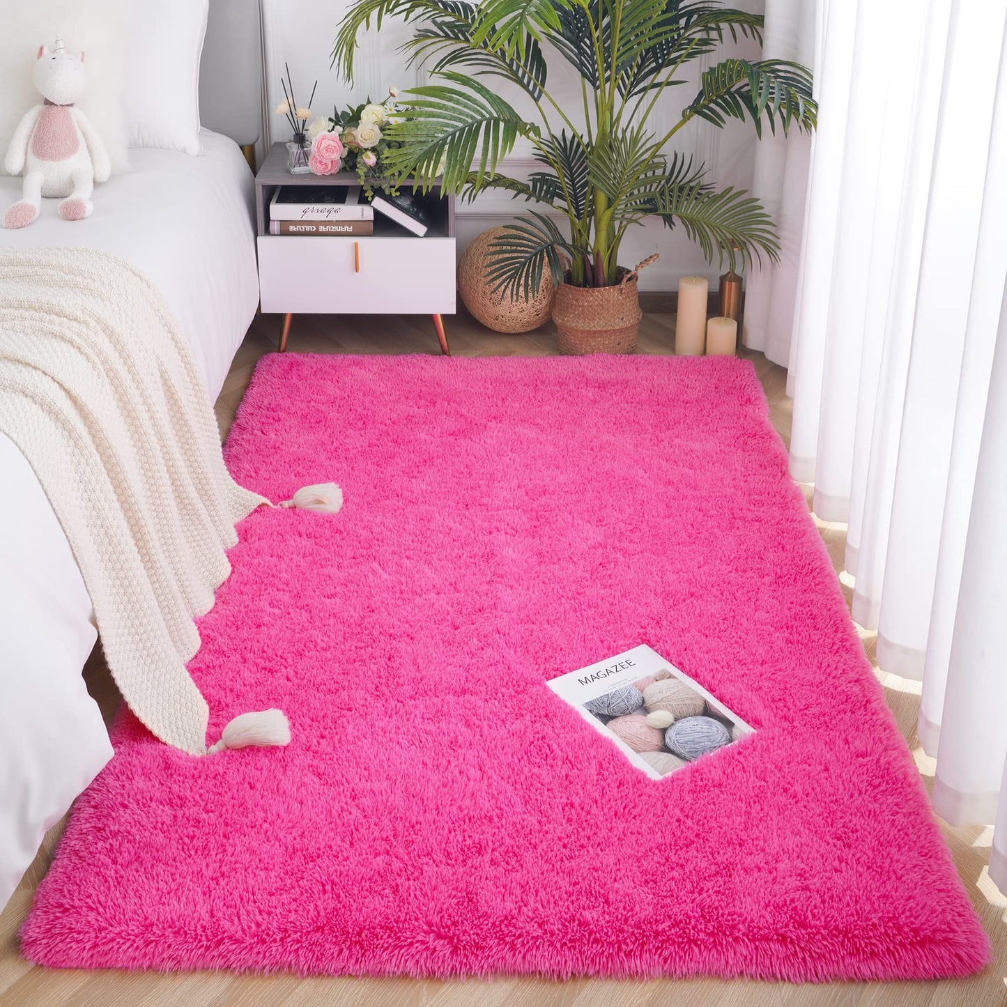 Ultra Soft Shaggy Area Rug - 2' x 3'